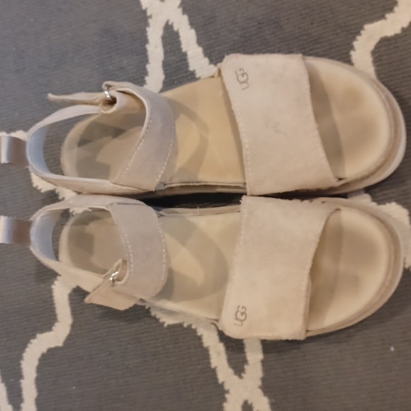 UGG Goldenstar #1117954 Tan Suede Sandals Women's 8 - Picture 2 of 14